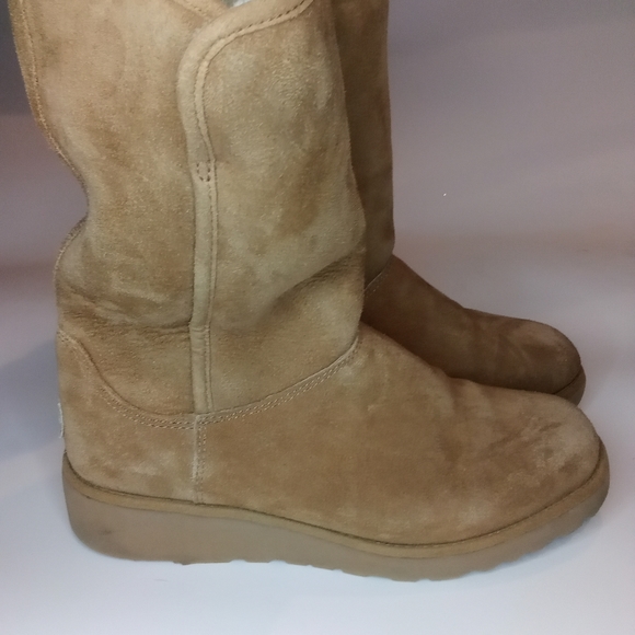 Ugg amie woman's classic slim short boots size 7 - Picture 3 of 13